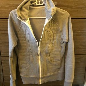Lululemon Scuba Hoodie - size 6